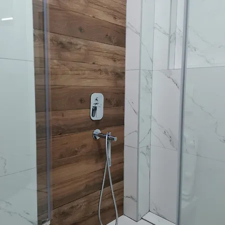 Katun & 4* Divcibare